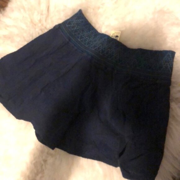 Free People navy shorts sz S - Picture 3 of 4